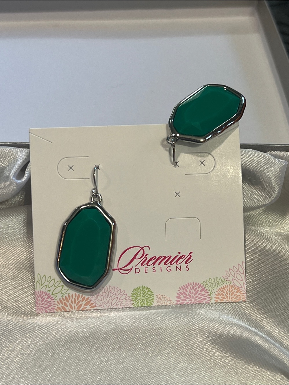 "Gemma" Dangle Earrings by Premier Designs